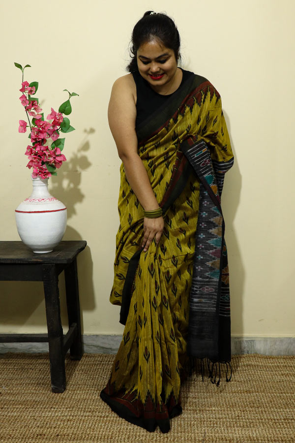 Saree Borders – Tidbits, from 6 yard long stories