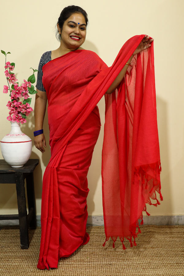 amrapali plain red pure cotton saree