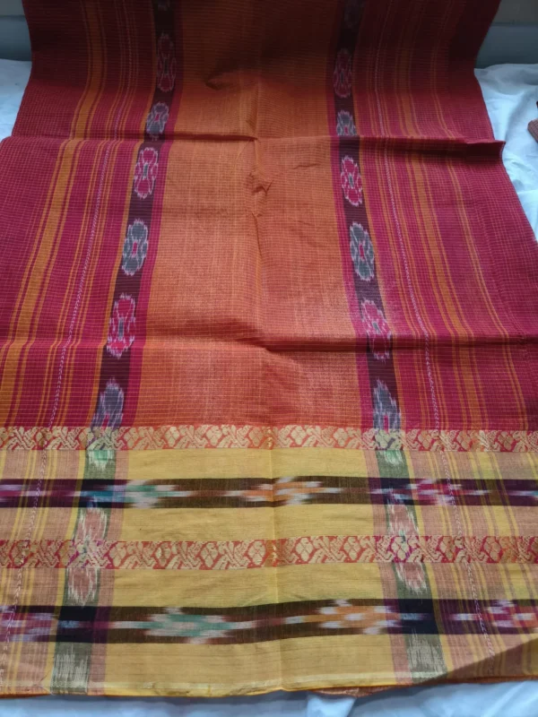 Red Checkered Dhonekhali Starched Cotton Saree